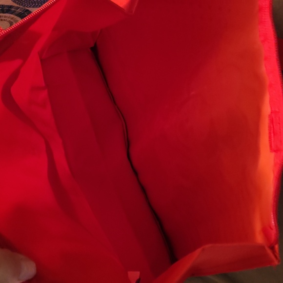 DISNEY Minnie Mouse red tote bag with small Minnie Mouse stuffed character - Picture 3 of 16